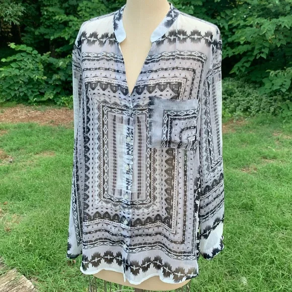 Aztec Geometric Sheer Blouse - Picture 11 of 16